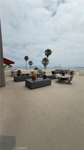 1174 E Ocean Boulevard 7, Long Beach, CA 90802