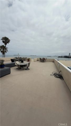 1174 E Ocean Boulevard 7, Long Beach, CA 90802