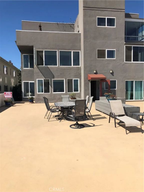 1174 E Ocean Boulevard 7, Long Beach, CA 90802