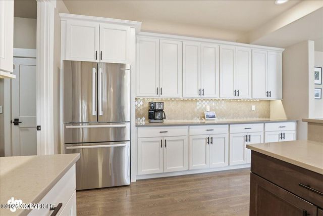 1956 Sonoma Crest Circle, Anchorage, AK 99516