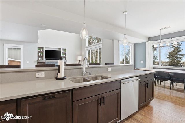 1956 Sonoma Crest Circle, Anchorage, AK 99516