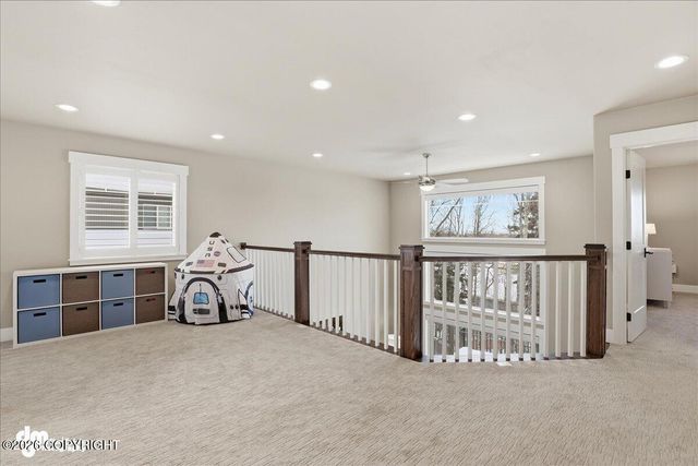 1956 Sonoma Crest Circle, Anchorage, AK 99516