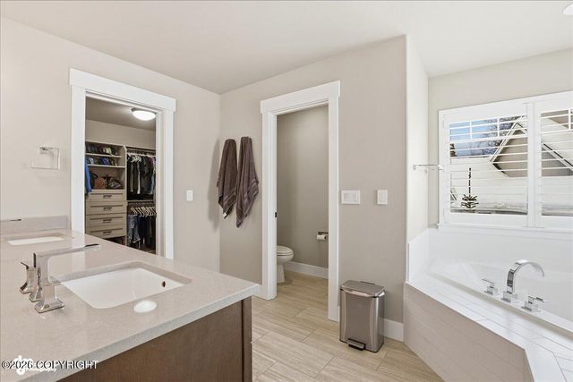 1956 Sonoma Crest Circle, Anchorage, AK 99516