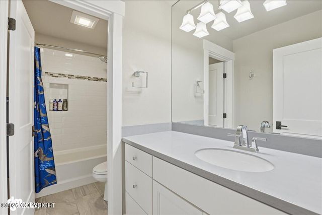 1956 Sonoma Crest Circle, Anchorage, AK 99516