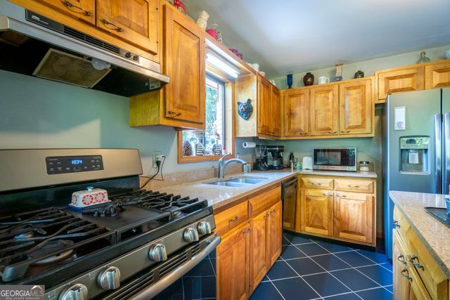 7869 Highway 75 Alt, Helen, GA 30545