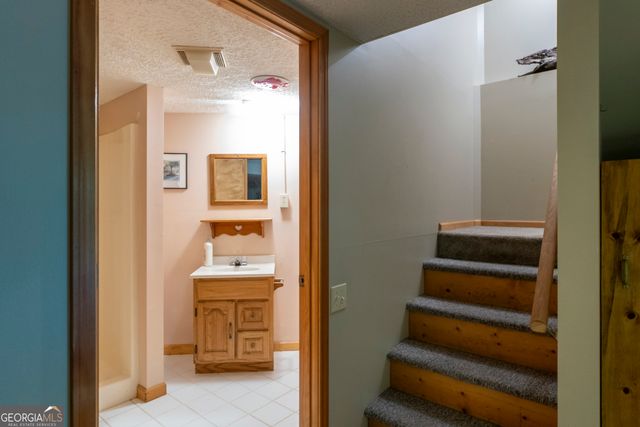 7869 Highway 75 Alt, Helen, GA 30545