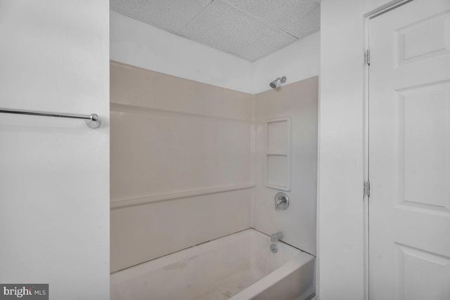 102 N BLACK HORSE PIKE, Blackwood, NJ 08012