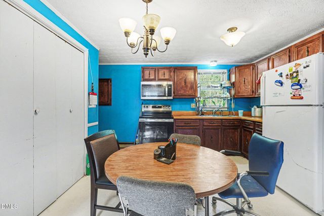 2505 Neville Road, Chapel Hill, NC 27516