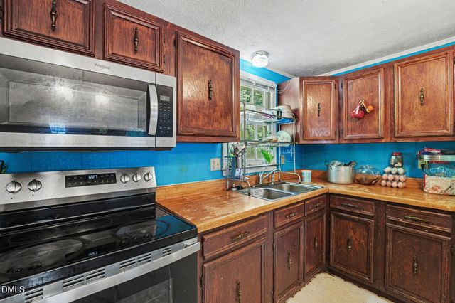 2505 Neville Road, Chapel Hill, NC 27516
