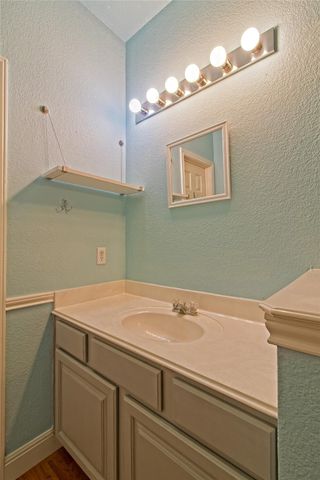 301 Derby LN, Georgetown, TX 78626