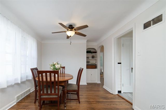 223 Robert Avenue, St Louis, MO 63135