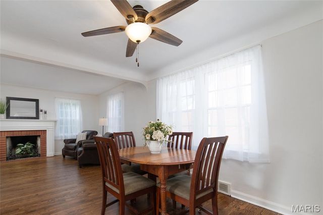223 Robert Avenue, St Louis, MO 63135
