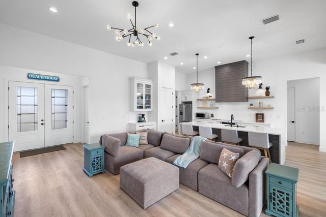 8125 MOSSBORGER AVENUE, North Port, FL 34287