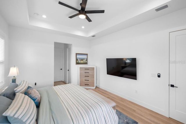 8125 MOSSBORGER AVENUE, North Port, FL 34287