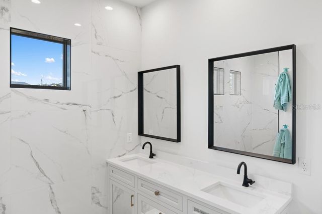 8125 MOSSBORGER AVENUE, North Port, FL 34287