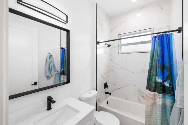 8125 MOSSBORGER AVENUE, North Port, FL 34287