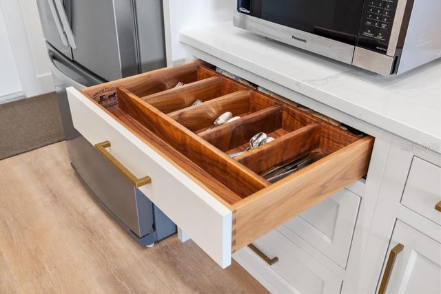 8125 MOSSBORGER AVENUE, North Port, FL 34287