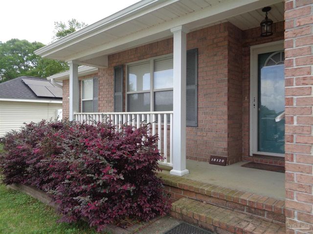 10120 Crest Ridge Dr, Pensacola, FL 32514