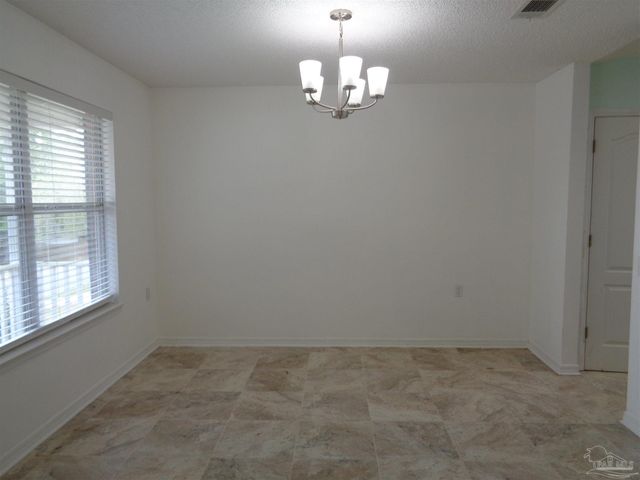 10120 Crest Ridge Dr, Pensacola, FL 32514