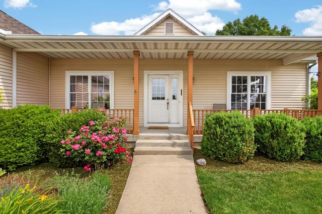 1563 Prairie Drive, Royalton Twp, MI 49085