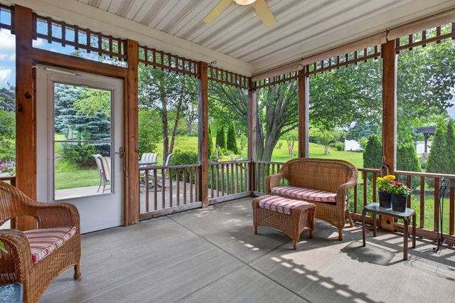 1563 Prairie Drive, Royalton Twp, MI 49085