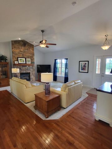 1563 Prairie Drive, Royalton Twp, MI 49085