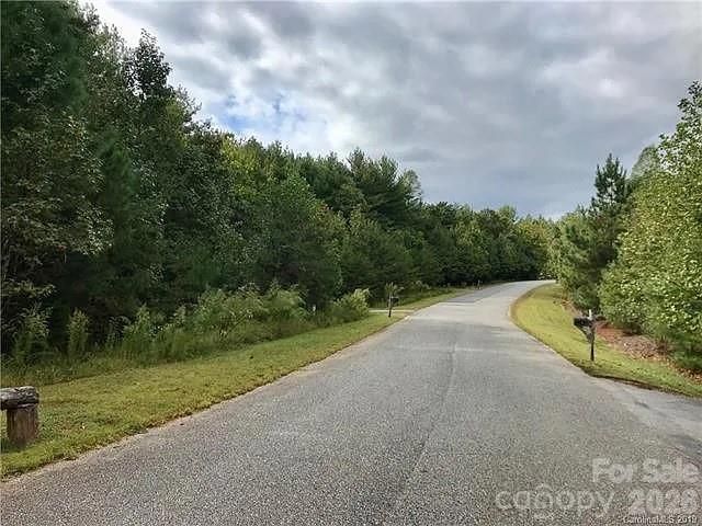 1388 Old Dry Creek Road, Morganton, NC 28655