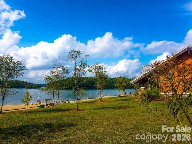 1388 Old Dry Creek Road, Morganton, NC 28655