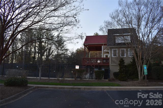 1388 Old Dry Creek Road, Morganton, NC 28655