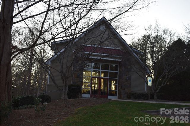 1388 Old Dry Creek Road, Morganton, NC 28655