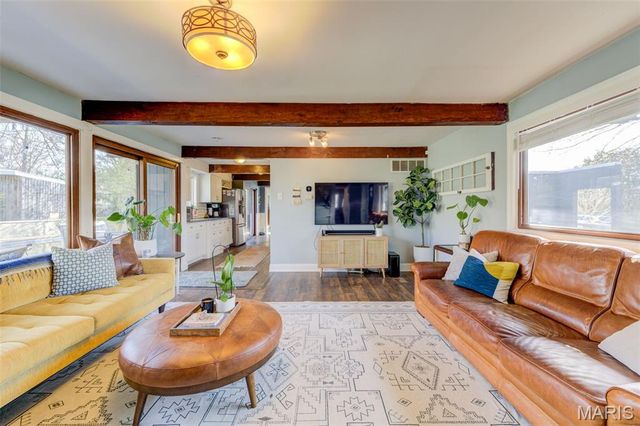 1005 W Frisco Avenue, St Louis, MO 63122