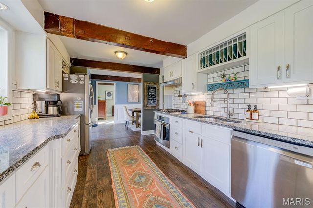 1005 W Frisco Avenue, St Louis, MO 63122