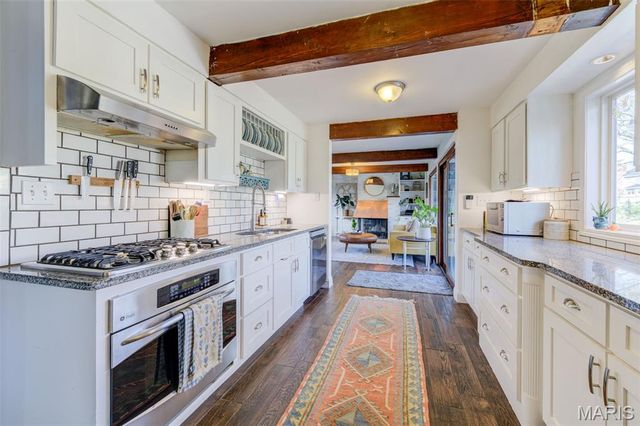 1005 W Frisco Avenue, St Louis, MO 63122