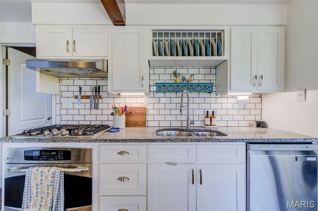 1005 W Frisco Avenue, St Louis, MO 63122