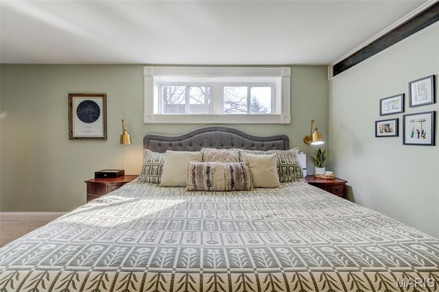 1005 W Frisco Avenue, St Louis, MO 63122