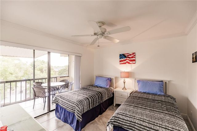 600 Neapolitan WAY # 454, Naples, FL 34103