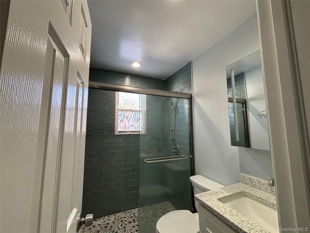 1690 Grand Avenue A16, North Baldwin, NY 11510