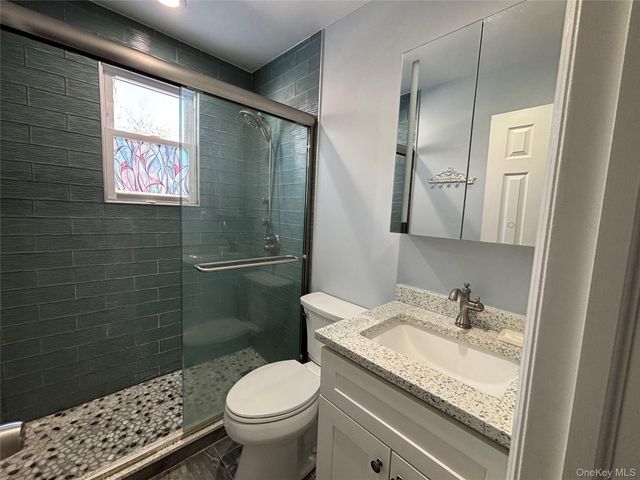 1690 Grand Avenue A16, North Baldwin, NY 11510