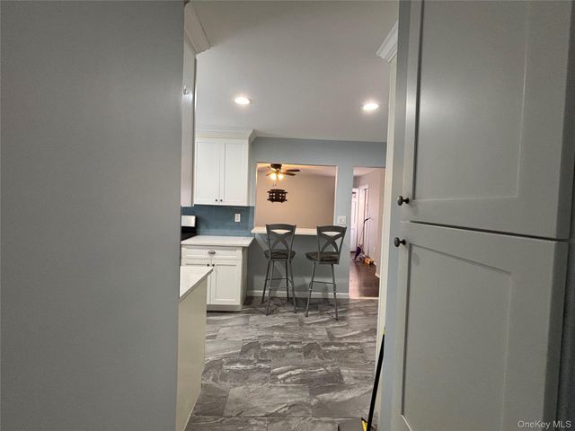 1690 Grand Avenue A16, North Baldwin, NY 11510