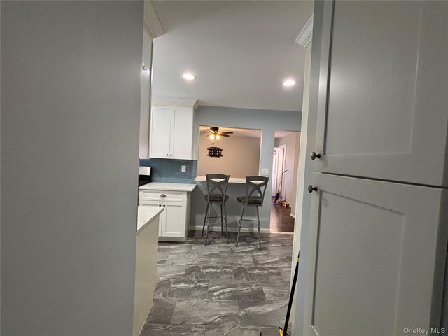 1690 Grand Avenue A16, North Baldwin, NY 11510