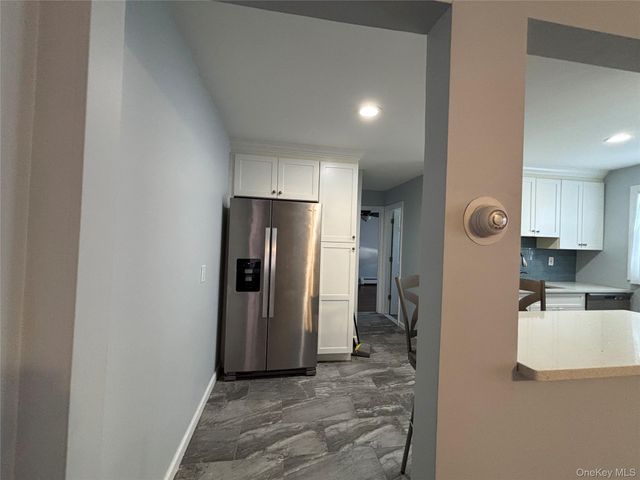 1690 Grand Avenue A16, North Baldwin, NY 11510