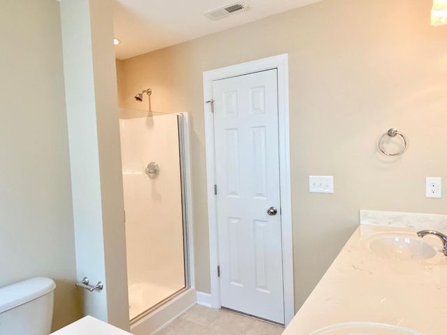 2022 Chancellor Place, Raleigh, NC 27603