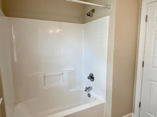 2022 Chancellor Place, Raleigh, NC 27603