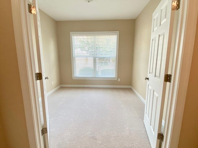 2022 Chancellor Place, Raleigh, NC 27603