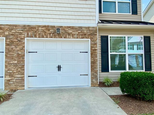 2022 Chancellor Place, Raleigh, NC 27603