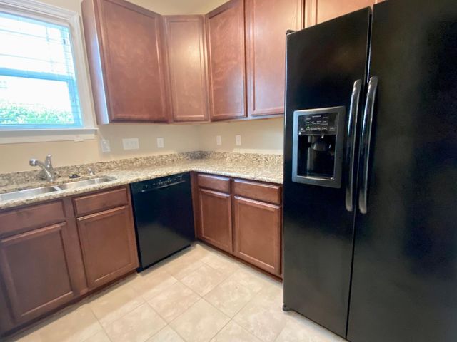 2022 Chancellor Place, Raleigh, NC 27603