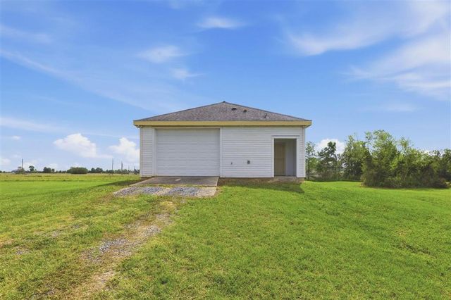 7803 Gossett Road, Lake Charles, LA 70605