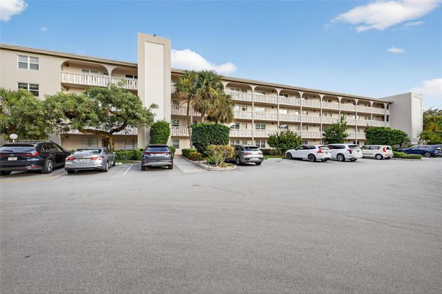 3306 Aruba Way B2, Coconut Creek, FL 33066