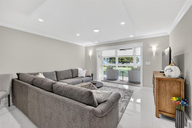 3306 Aruba Way B2, Coconut Creek, FL 33066