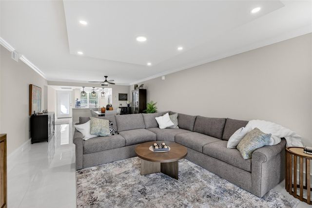 3306 Aruba Way B2, Coconut Creek, FL 33066